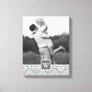 Gray Aztec Muster   Foto mit Monogramm Leinwanddruck