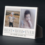 Gray BEST MAMA EVER Collage 2 Foto Blue Hearts Fotoplatte<br><div class="desc">Mit diesem phantastischen Design,  das zwei (2) Ihrer Lieblings-Fotos und die individuelle Nachricht verwendet,  kreieren Sie für Ihre Mutter zu Weihnachten oder Muttertag den perfekten Sakralkuchen. "Best Mom Ever" erscheint am unteren Rand in zartem grauem Schriftzeichen mit kleinen blauen Herzen. Perfekt für die Mutter von Jungen!</div>