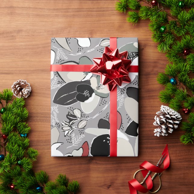 Gray Black Floral Winter Magnolia Geschenkpapier (Feiertagsgeschenk)