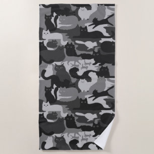 Gray Camouflage Cats Pattern Gray Kitty Cats Camou Strandtuch