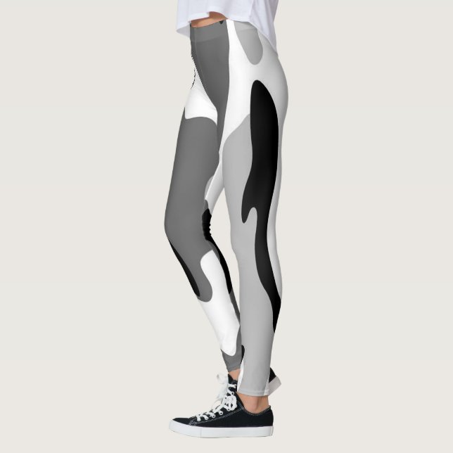 Gray Camouflage Leggings (Links)