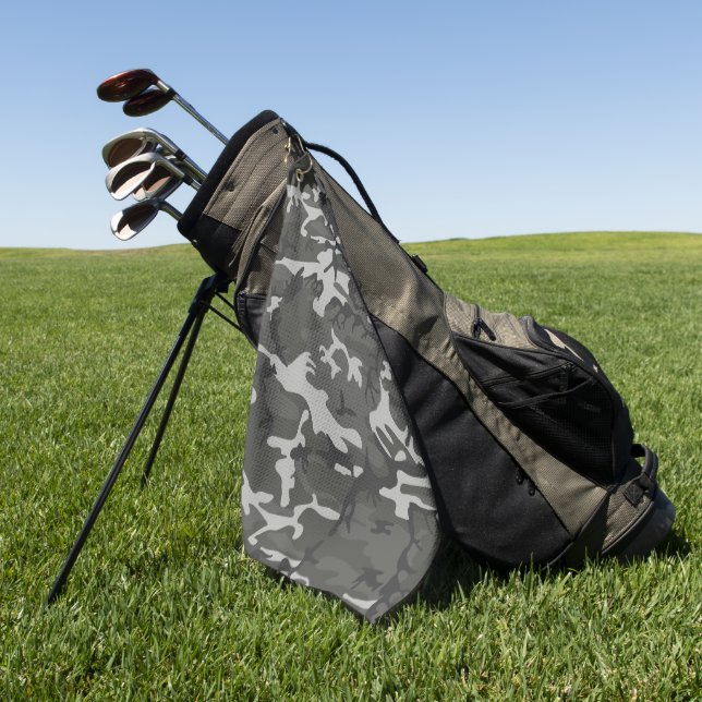 Gray Camouflage Pattern, militärisches Muster, Arm Golfhandtuch (Gras)