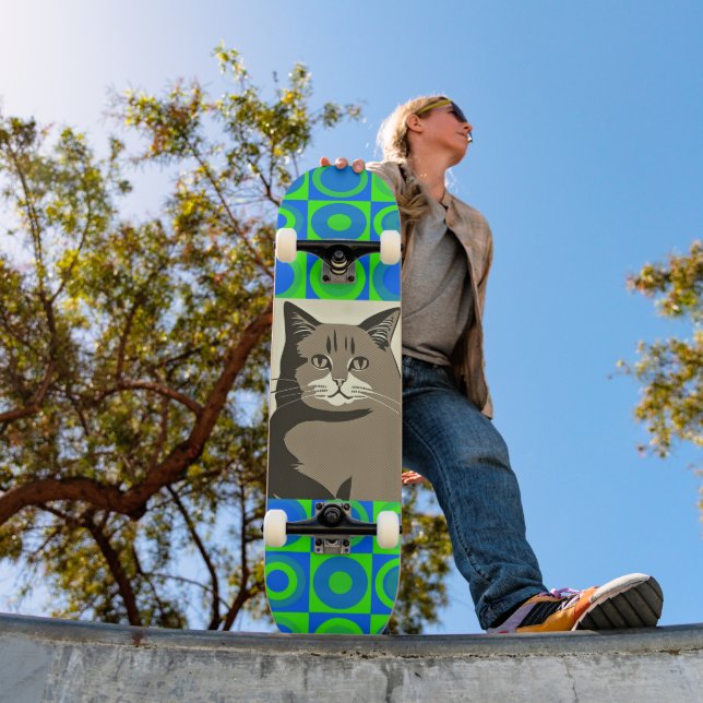 GRAY CAT ART SKATEBOARD (Außenbereich 1)