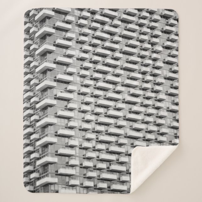 Gray concrete building sherpadecke (Vorderseite)