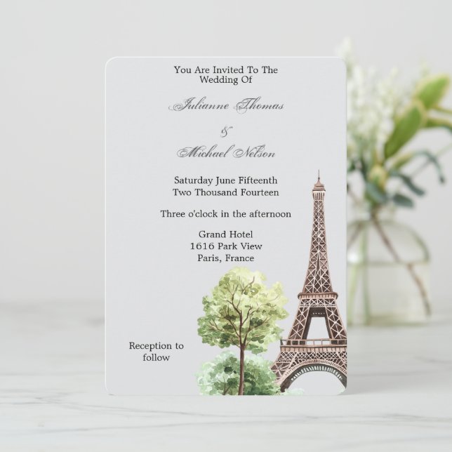 Gray Eiffel Tower Paris Wedding Einladung (Stehend Vorderseite)