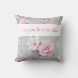 Gray Floral Kissen