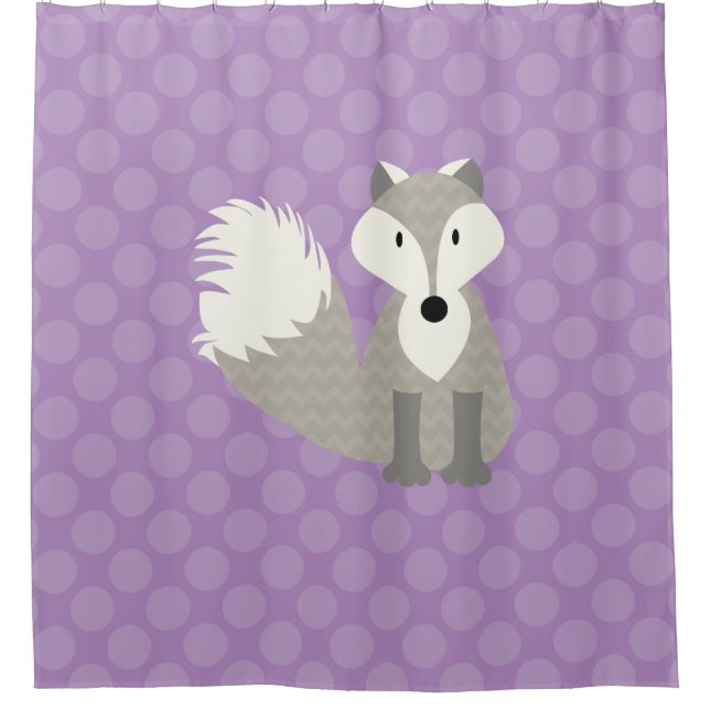 Gray Fox auf Lavender Polka Dots Duschvorhang (Vorderseite)