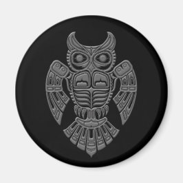 Gray Haida Spirit Owl auf Black Magnet