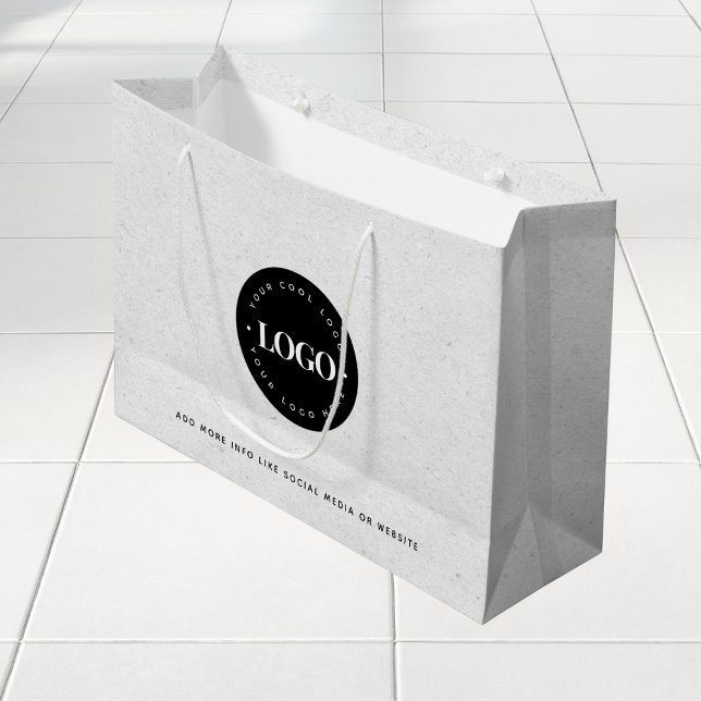 Gray Kraft Paper Look Round Logo Business Custom L Große Geschenktüte (Von Creator hochgeladen)