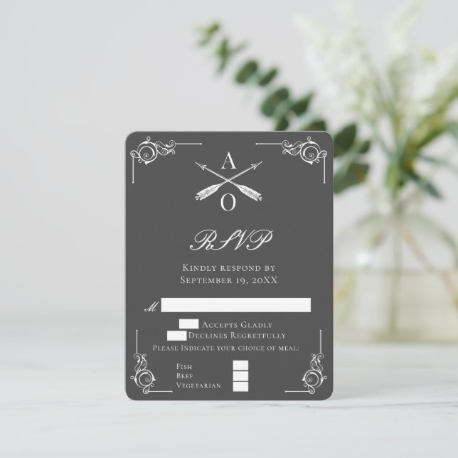 Gray Monogram und Arrows Wedding RSVP Card (Stehend Vorderseite)