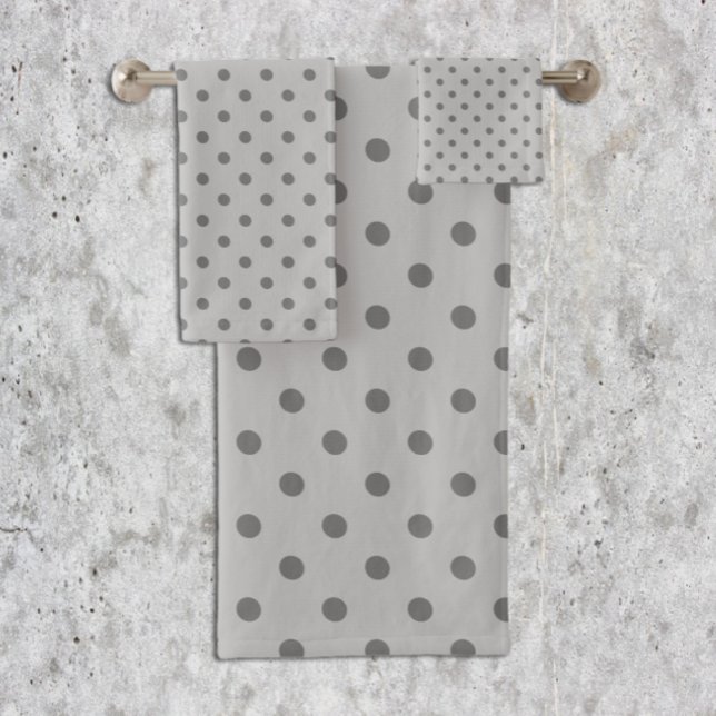 Gray Polka Dot Badhandtuch Set (Von Creator hochgeladen)