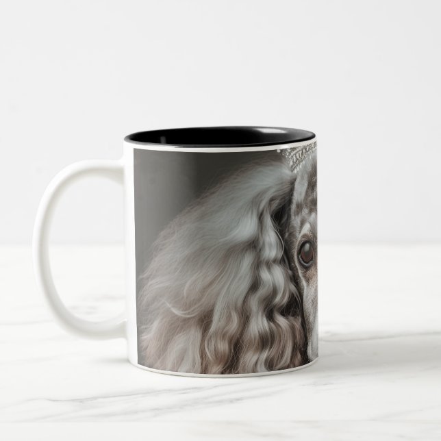 Gray Poodle als Prinzessin verkleidet Zweifarbige Tasse (Links)