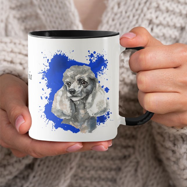 Gray Poodle Dog Abstrakter Hintergrund blau Tasse (Von Creator hochgeladen)