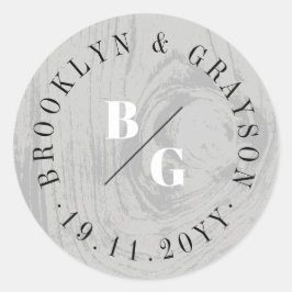 Gray Rustic Woodgrain Winter Wedding Gefallen Runder Aufkleber