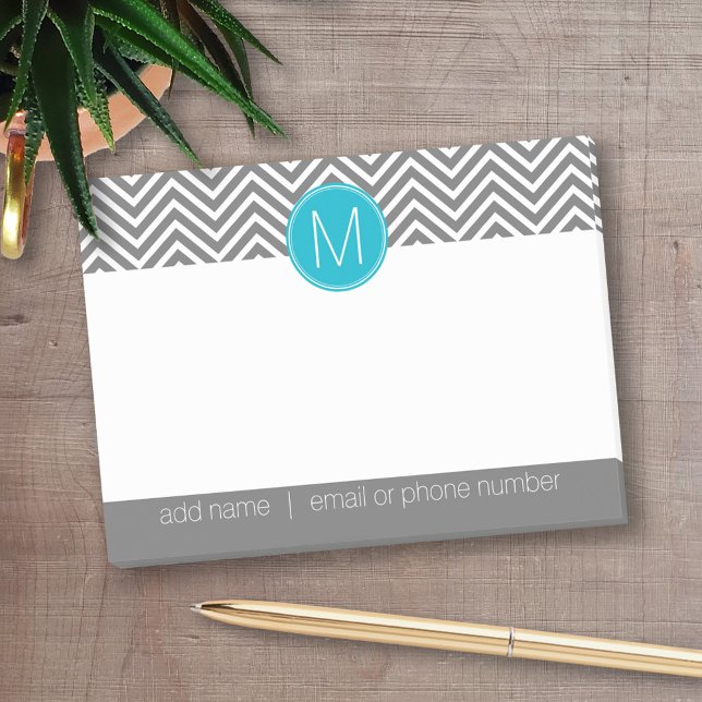 Gray und Aqua Blue Chevrons mit One Monogram Post-it Klebezettel (Personalized post-it notes - add your name and other text)