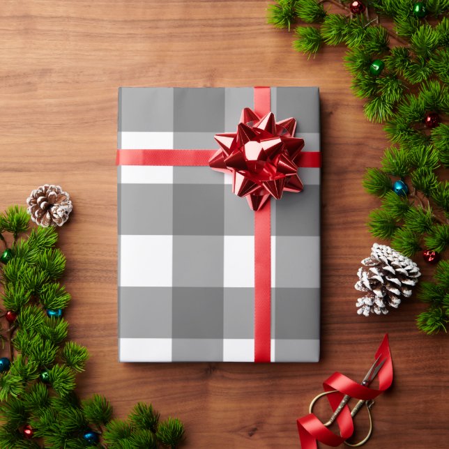 Gray & White Square Pattern Wrapping Paper Geschenkpapier (Feiertagsgeschenk)