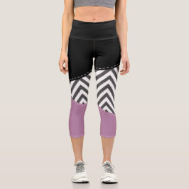 Gray Zigzag, grau Zickzack, Zigzag Muster, Lila Capri Leggings