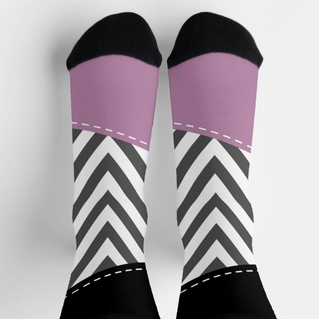 Gray Zigzag, grau Zickzack, Zigzag Muster, Lila Socken (Oben)