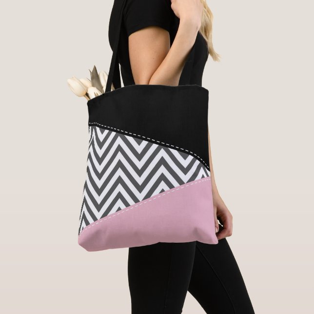 Gray Zigzag, Gray Chevron, Zigzag Pattern, Pink (Von Nahem)