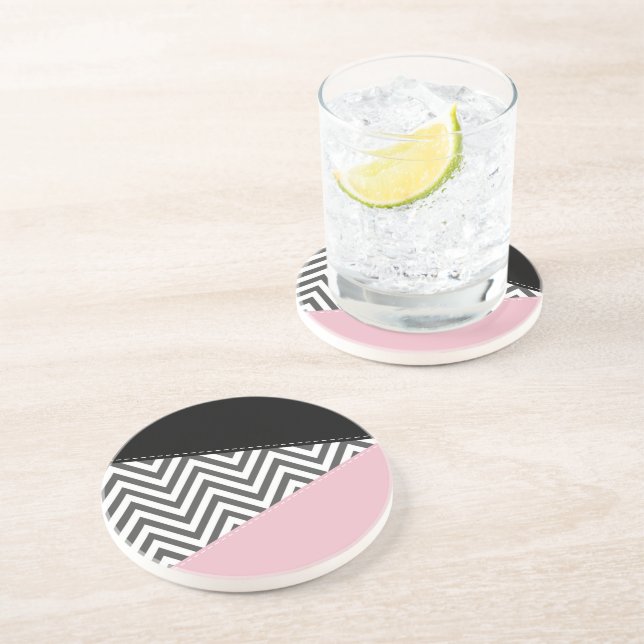 Gray Zigzag, Gray Chevron, Zigzag Pattern, Pink Getränkeuntersetzer (Seite)