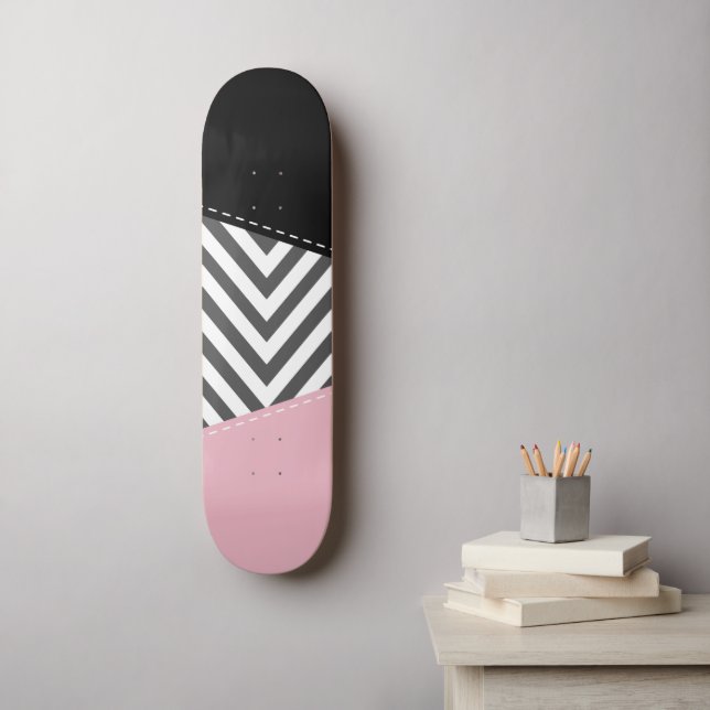Gray Zigzag, Gray Chevron, Zigzag Pattern, Pink Skateboard (Wandkunst)