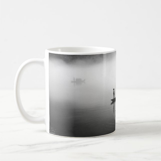 GRAYSCALE FOTO VON ZWEI ROW BOOTEN KAFFEETASSE (Links)