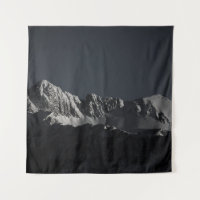 GRAYSCALE FOTOGRAFIE DES SCHNEEBERGS