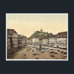 Graz, Marktplatz, Steiermark, Österreichisch-Ungar Postkarte<br><div class="desc">Ein prächtiges, seltenes Fotoalbum von Graz, Marktplatz, Steiermark, Österreich-Ungarn. Fotochrom oder 'Aac-Prozess' ist der Prozess, durch den kolorierte Bilder aus schwarz-weißen fotografischen Negativen durch den direkten fotografischen Transfer eines Negativs auf lithographische Teller produziert werden. Das verleiht ihm eine großartige Textur, Tiefe und lebhafte Farbenvielfalt, die in unseren Designs herausragend ist....</div>