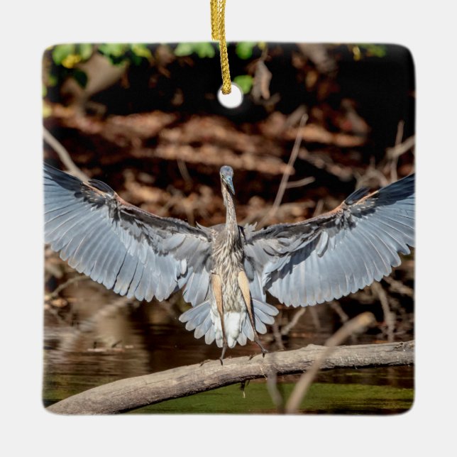 Great Blue Heron on on log Keramikornament (Vorderseite)