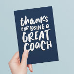 Great Coach Marine blau Danke Karte<br><div class="desc">Danke, dass du ein toller Trainer bist! Diese stilvolle und lustige Karte ist eine großartige Möglichkeit, Ihre Wertschätzung für eine erfolgreiche Sportsaison zu zeigen. Der Hintergrund ist eine klassische Marine, kann aber durch Klicken auf "Weitere Anpassung" geändert werden. Im Inneren des Gebäudes finden Sie personalisierbaren Text und viel Platz für...</div>