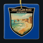 Great Ocean Road Australia Reisen Kunst Vintag Keramikornament<br><div class="desc">Great Ocean Road Vektorgrafik Design. Die Great Ocean Road ist ein australischer Nationalerbestreit entlang der Südostküste Australiens zwischen den Viktorianischen Städten Torquay und Allansford.</div>