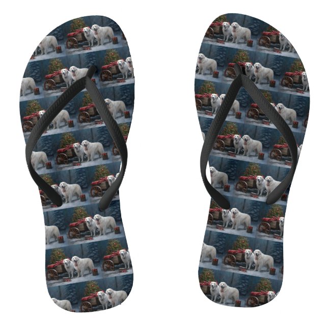 Great Pyrenäen Snowy Sleigh Weihnachtsdekor Flip Flops (Fußbett)