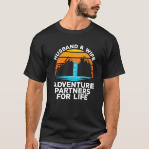Great Statement Partnership Valentine's Day Marrie T-Shirt