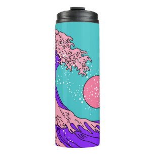 Great Wave in Vaporwave Pop Art Style. Ansicht auf Thermosbecher