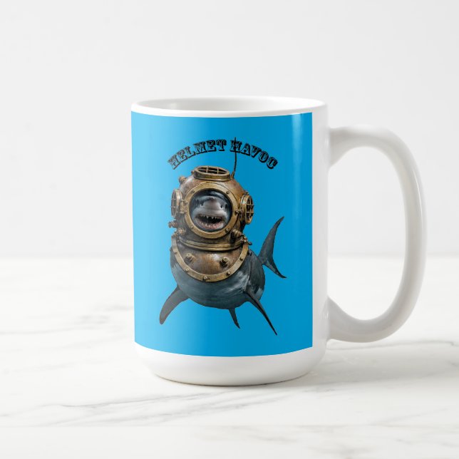 Great White Shark Inside of a Diving Helmet URM Kaffeetasse (Rechts)