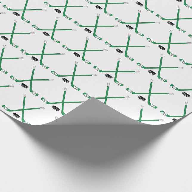 Gree Crossed Hockey Sticks und Puck Wrapping Paper Geschenkpapier (Ecke)