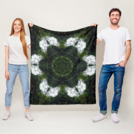 GREEN ABSTRACT DRAWING. SAMER BRASIL 1 FLEECEDECKE