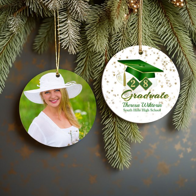 Green and Gold Graduate Foto Keramik Ornament (Green and Gold Graduate Photo Ceramic Ornament)