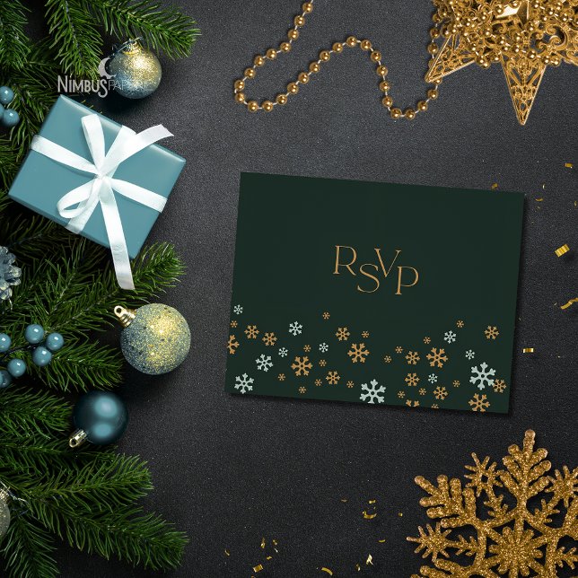 Green and Gold Snowflake Holiday RSVP Card Karte (Von Creator hochgeladen)