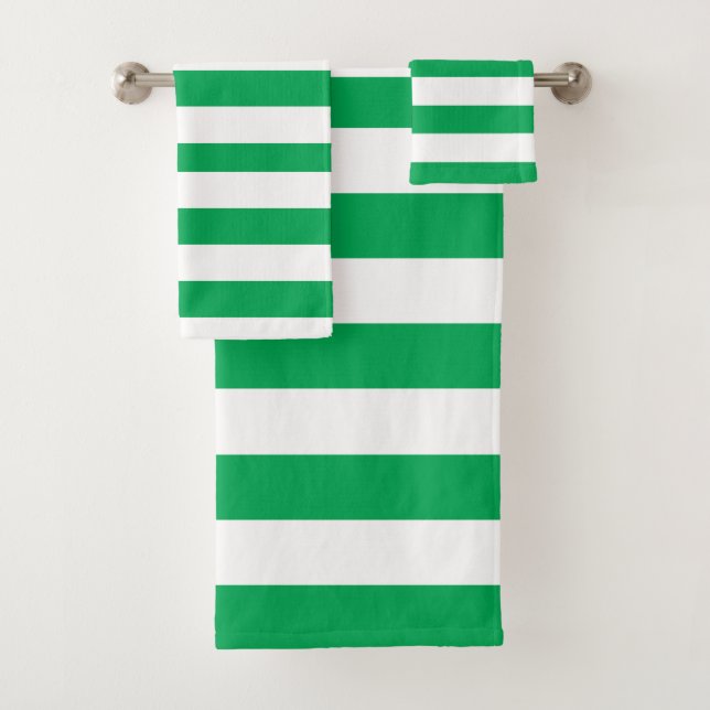 Green and White Cabana Stripes  Badhandtuch Set (Insitu)