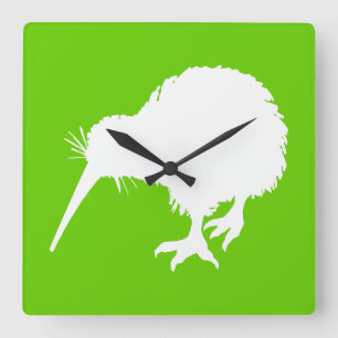Green and White Kiwi Quadratische Wanduhr