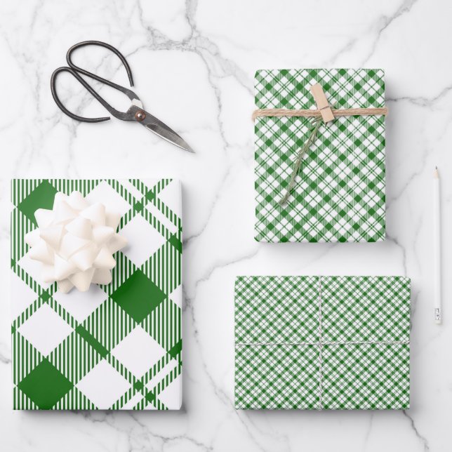 Green and White Pläd Wrapping Paper Sheets Geschenkpapier Set (Vorderseite)