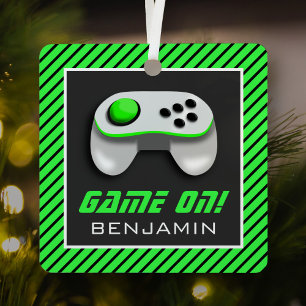 Green and White Video Game Controller Kids Room Ornament Aus Metall