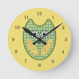 Green and Yellow Owl Clock Runde Wanduhr