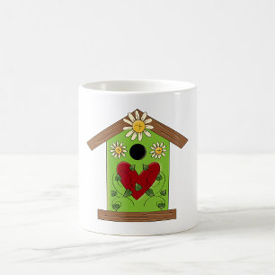 Green Birdhouse mit Herz und Milch Kaffeetasse