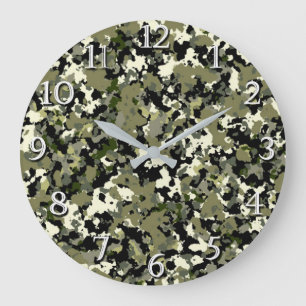 Green Black Cream Camouflage Pattern Print Große Wanduhr