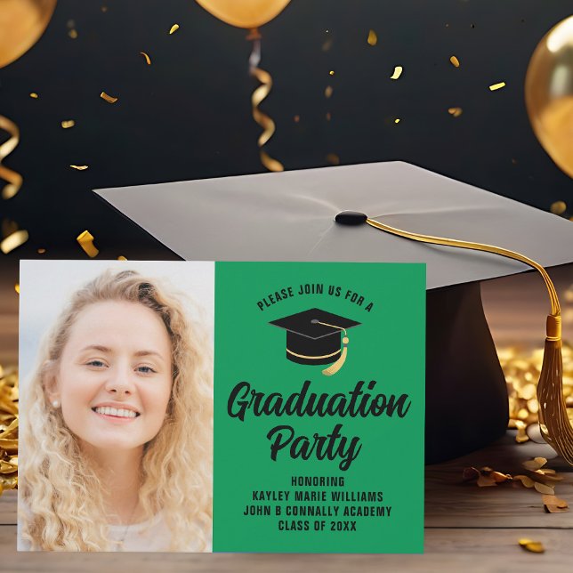 Green Black Graduate Foto 2025 Graduation Party Einladung (Von Creator hochgeladen)