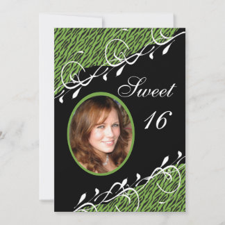 Green & Black Zebra Print Sweet 16 Einladung