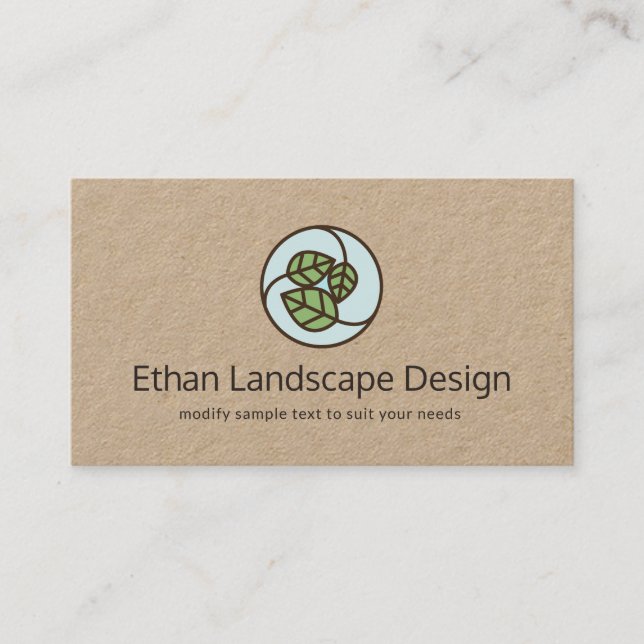 Green Blätter Landscape Designer Logo Kraft Visitenkarte (Vorderseite)