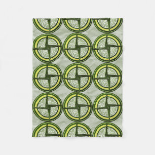 Green Brigid's Cross Fleecedecke